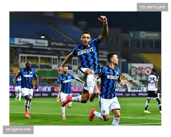 国际米兰主场2比0力克拉齐奥 凭借净胜球优势重返意甲榜首