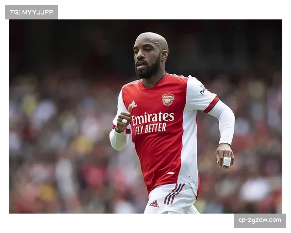 新未来城体育排出442阵型 拉卡泽特领衔前锋线